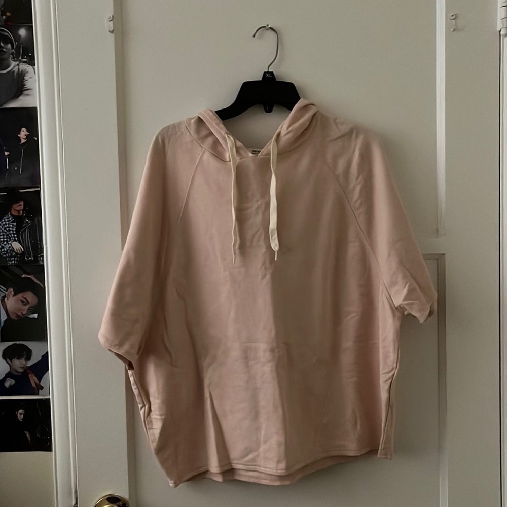 Forever 21 baby pink top hoodie